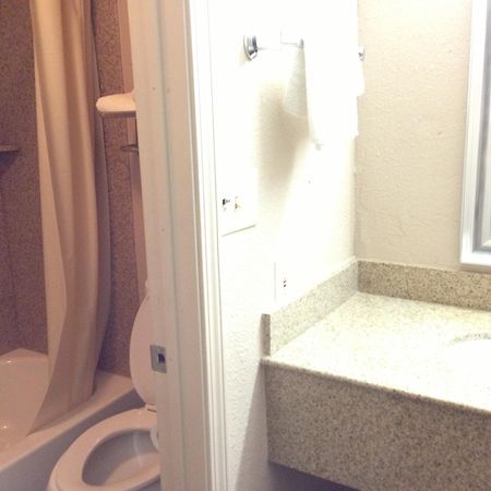 Remington Inn Oklahoma City Bagian luar foto